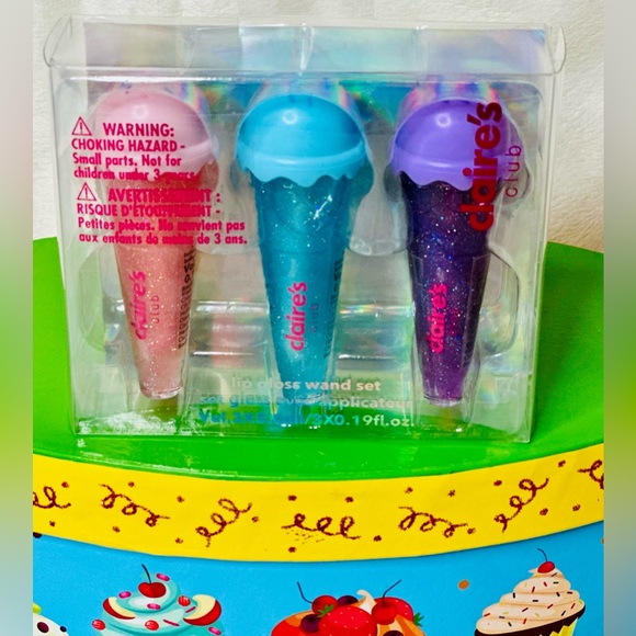 Claire’s Keep 1 Share 1 Bundle~BFF’s Disney Hair Clips, Earrings, Lip Balm/Gloss - Picture 12 of 15